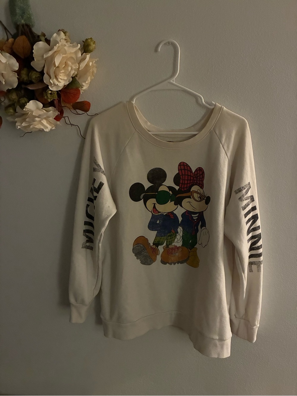 Disney Mickey & Minnie Graphic Crewneck Sweater - Cream